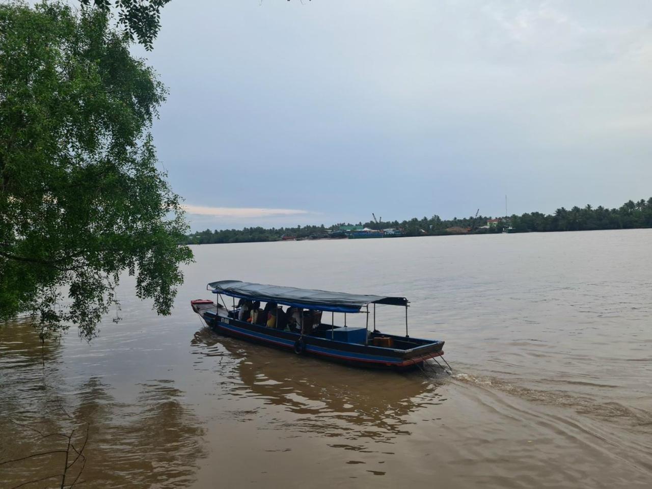 Nam Binh Homestay Ben Tre Exterior foto