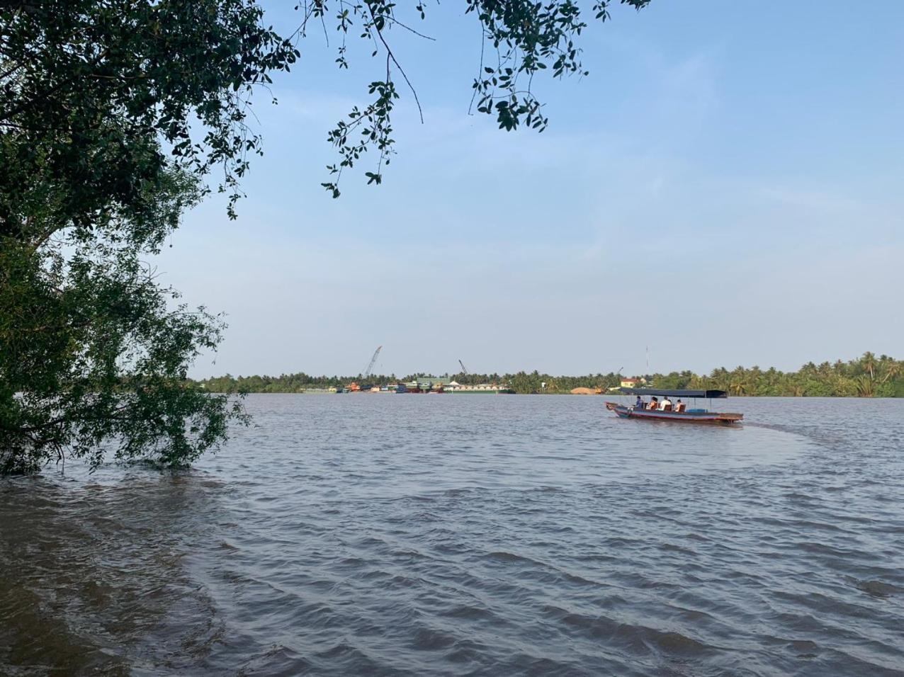 Nam Binh Homestay Ben Tre Exterior foto